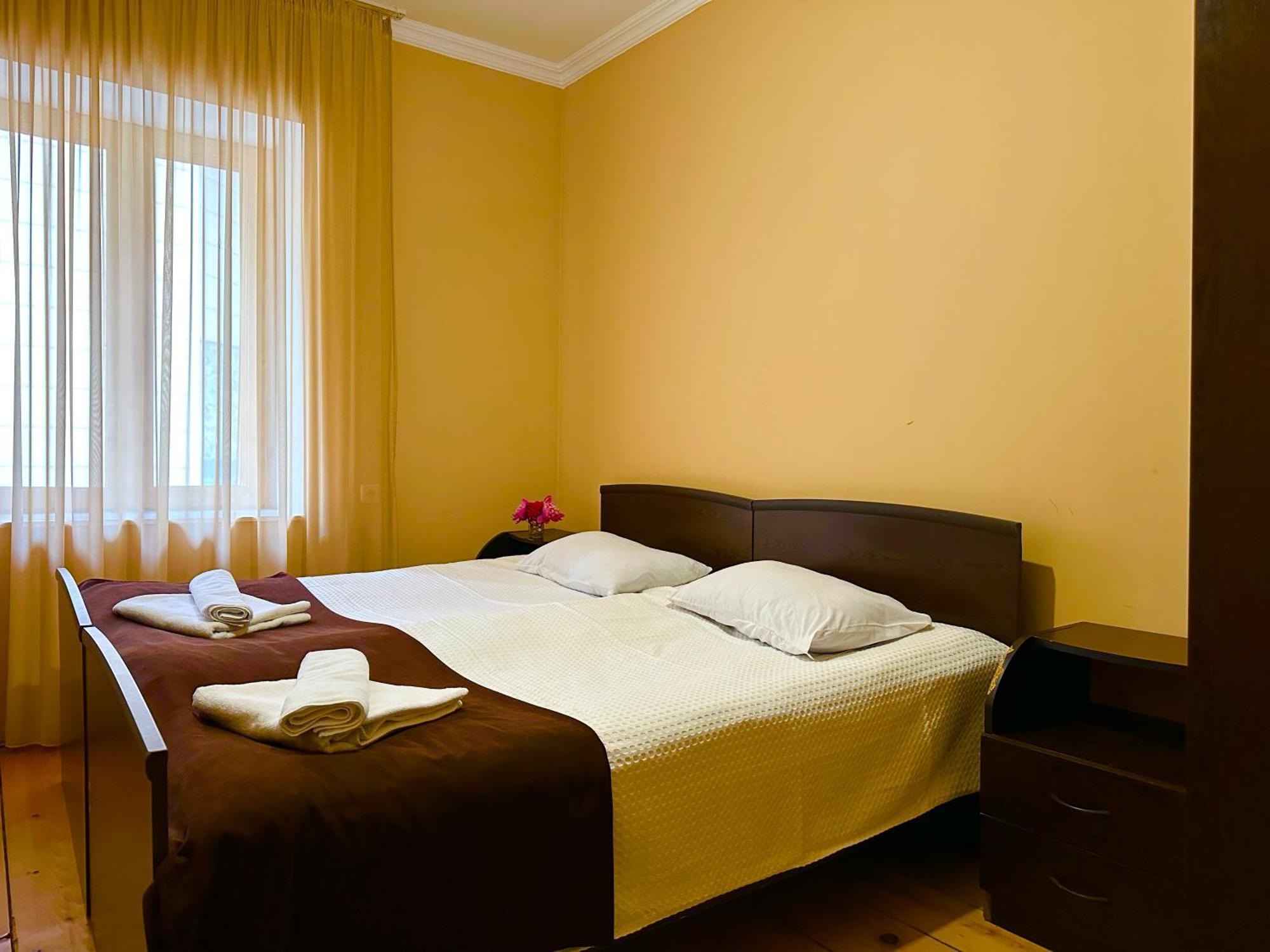 Mziuri Guest House Местія Екстер'єр фото