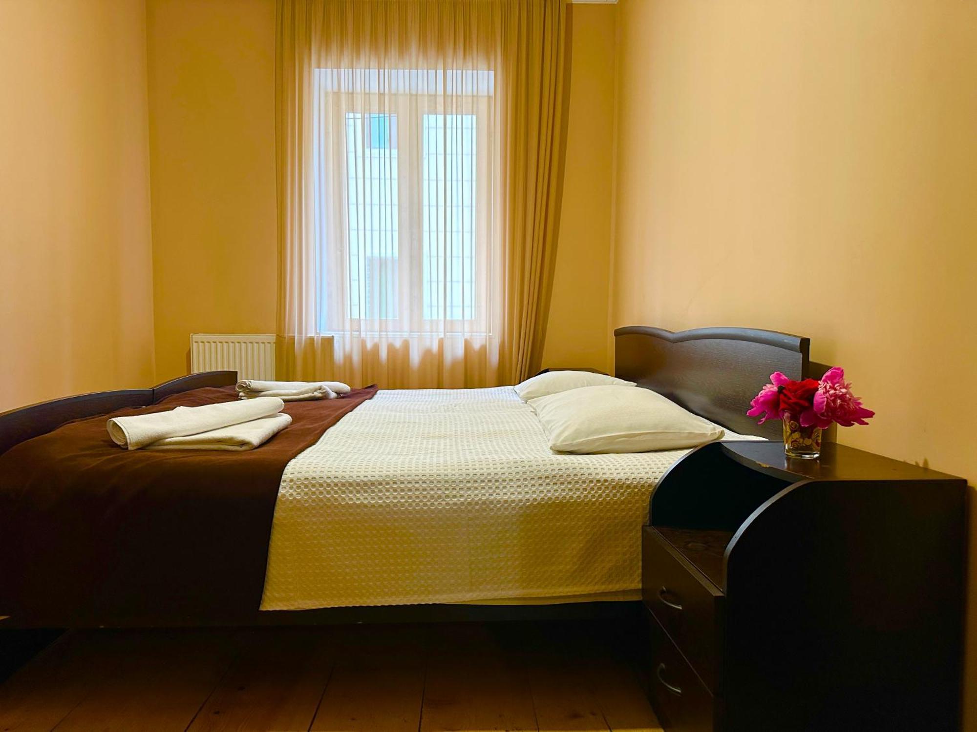 Mziuri Guest House Местія Екстер'єр фото