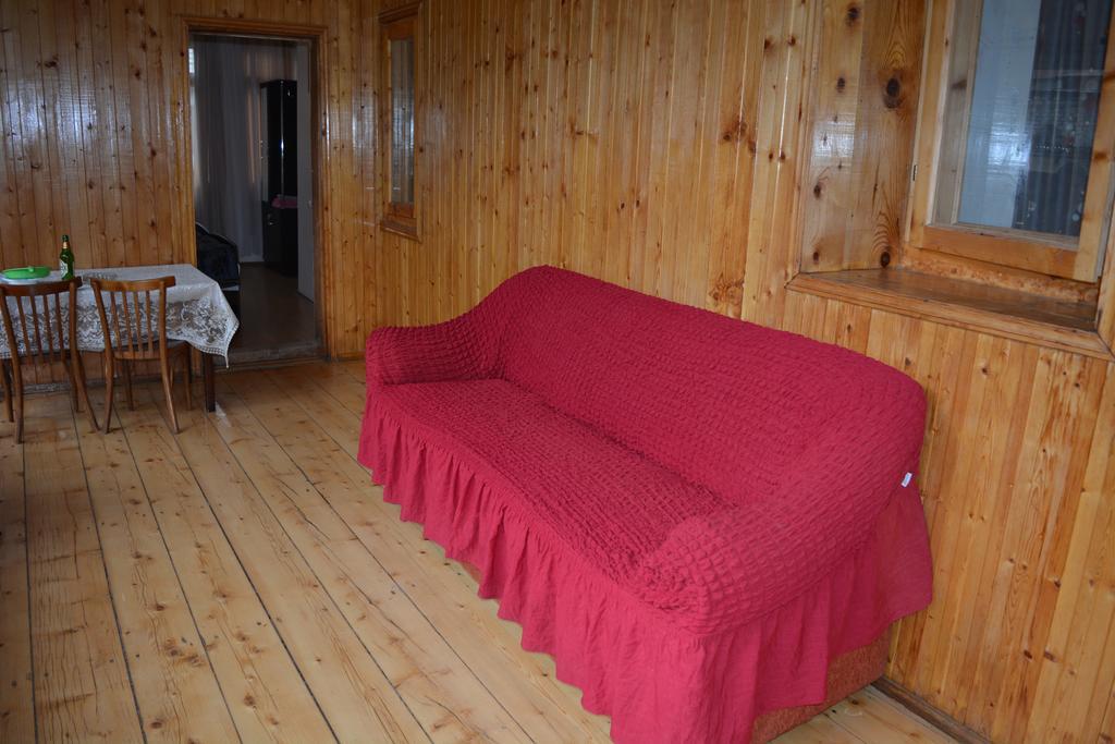 Mziuri Guest House Местія Екстер'єр фото